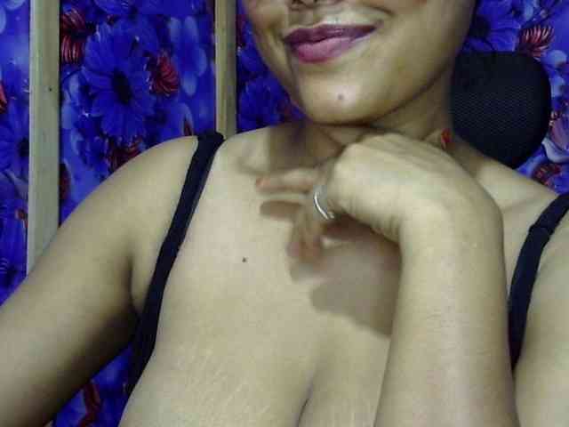 Nusrat-Mimi webcam