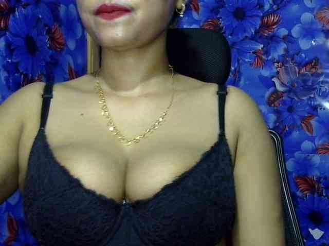 Nusrat-Mimi webcam