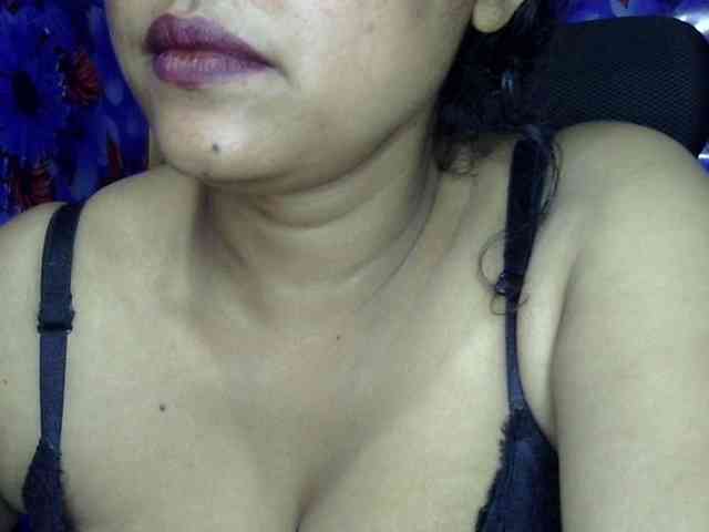 Nusrat-Mimi webcam