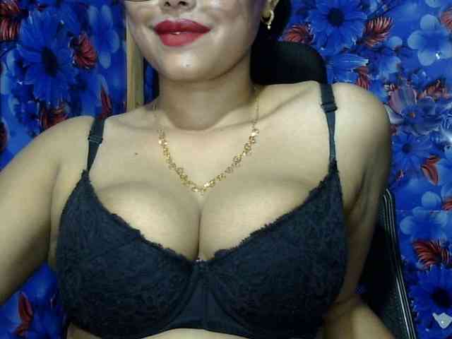 Nusrat-Mimi webcam