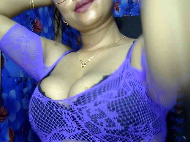 Nusrat-Mimi webcam