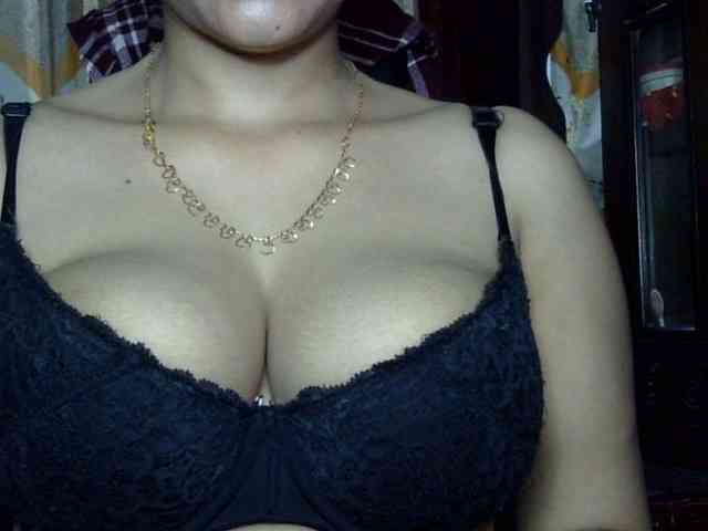 Nusrat-Mimi webcam