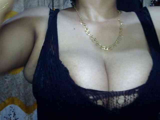 Nusrat-Mimi webcam