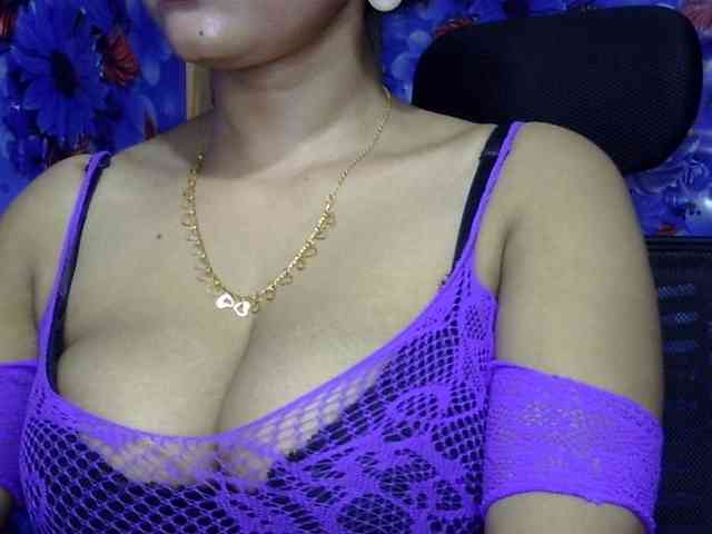 lima11 Live Webcam on BongaCams