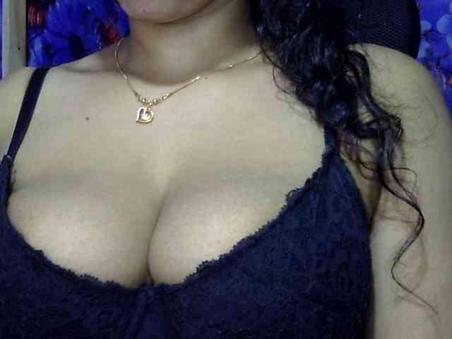 Nusrat-Mimi webcam