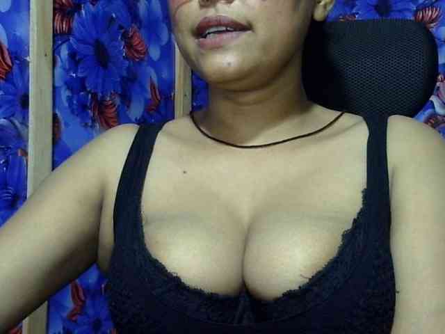 Nusrat-Mimi webcam