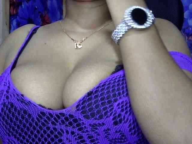 Nusrat-Mimi webcam