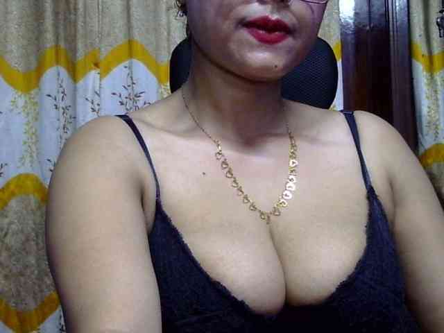 lima11's webcam live show