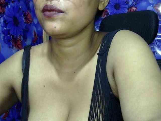 Nusrat-Mimi webcam