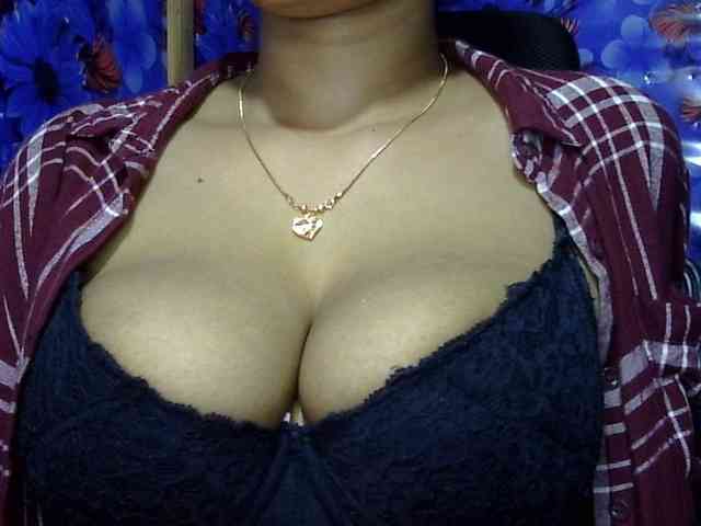 Nusrat-Mimi webcam