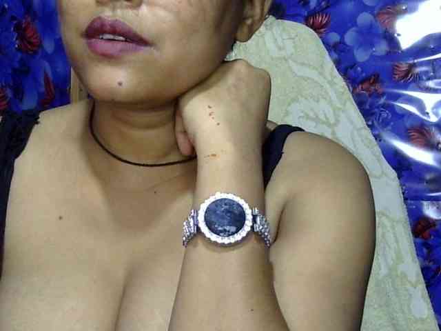 Nusrat-Mimi webcam