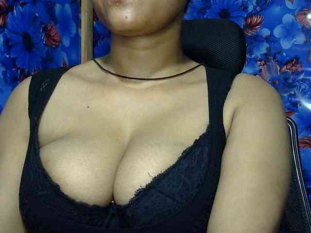 Nusrat-Mimi webcam