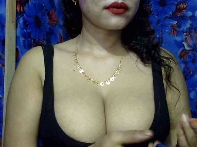 Nusrat-Mimi webcam