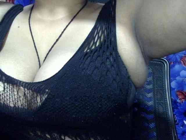 Nusrat-Mimi webcam