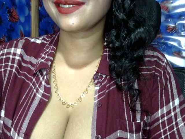 Nusrat-Mimi webcam