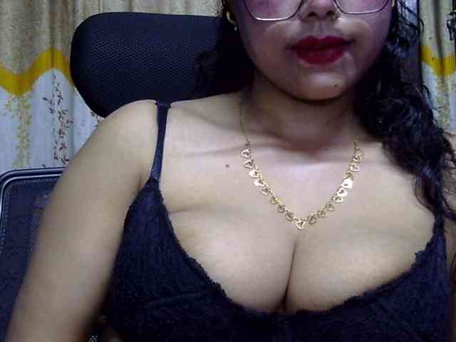 Nusrat-Mimi webcam