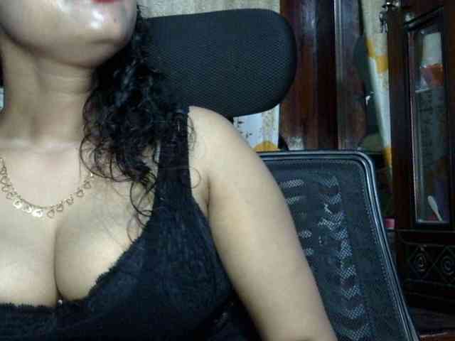 Nusrat-Mimi webcam