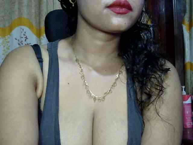Nusrat-Mimi webcam