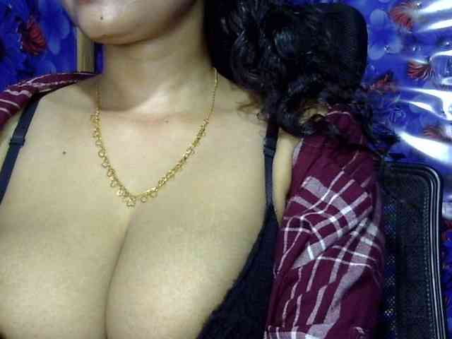 Nusrat-Mimi webcam