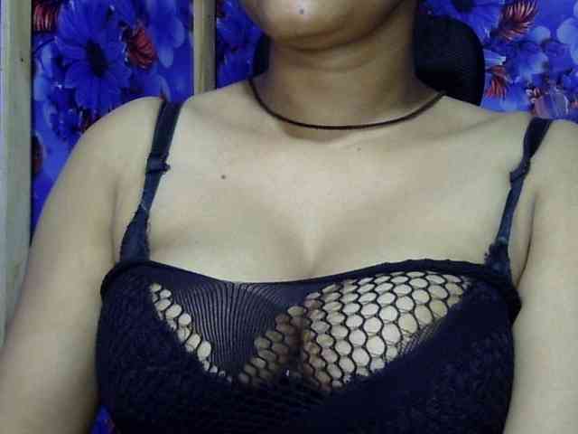 Nusrat-Mimi webcam