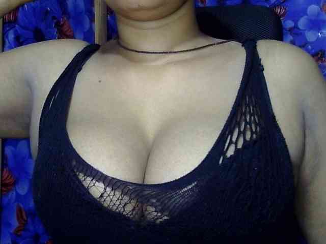 Nusrat-Mimi webcam