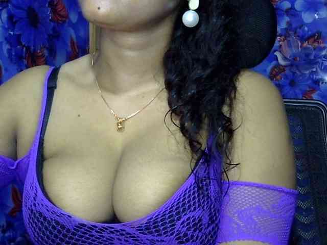 Nusrat-Mimi webcam