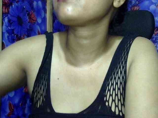 Nusrat-Mimi webcam