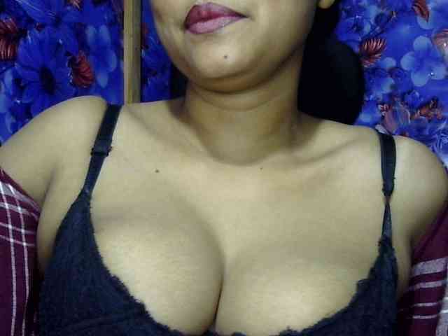 Nusrat-Mimi webcam