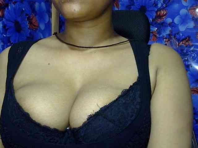 Nusrat-Mimi webcam