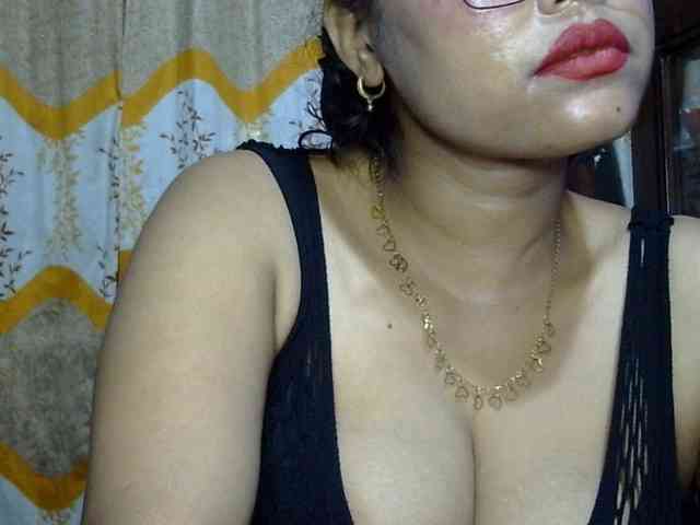 Nusrat-Mimi webcam