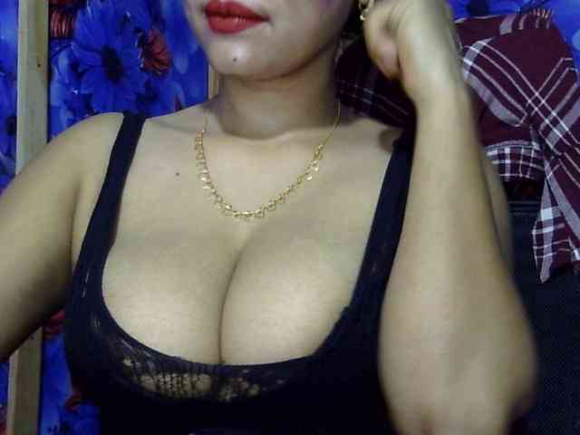 Nusrat-Mimi webcam