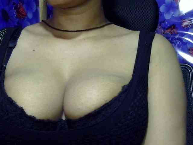 Nusrat-Mimi webcam
