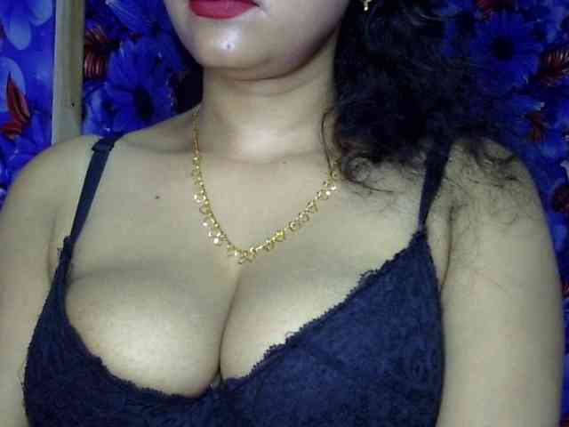 Nusrat-Mimi webcam