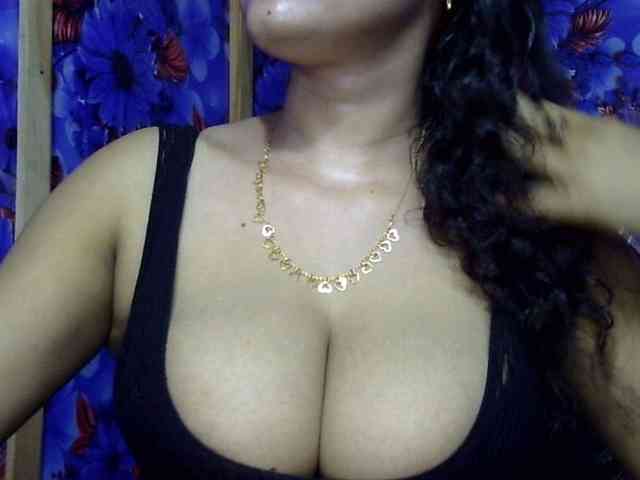 Nusrat-Mimi webcam