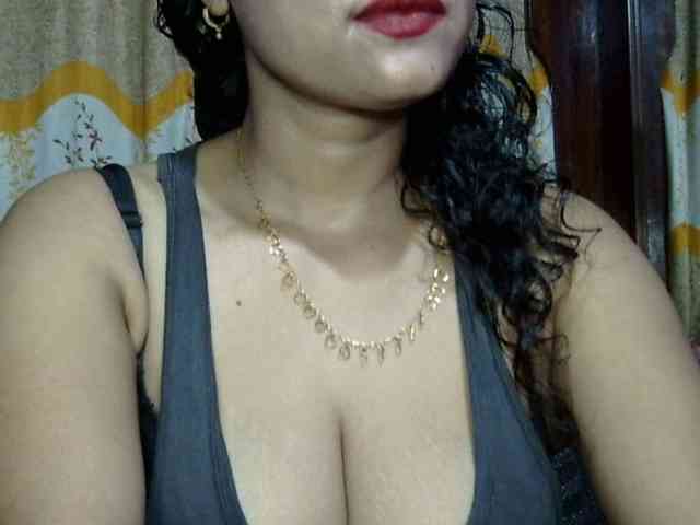 Nusrat-Mimi webcam