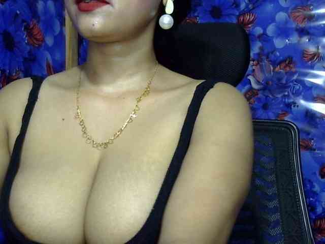 Nusrat-Mimi webcam