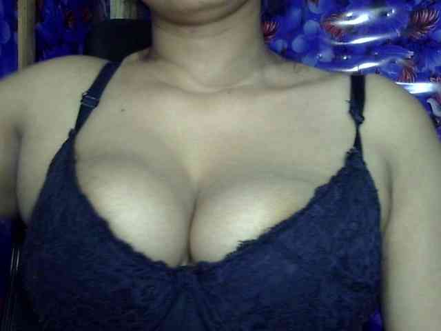 Nusrat-Mimi webcam