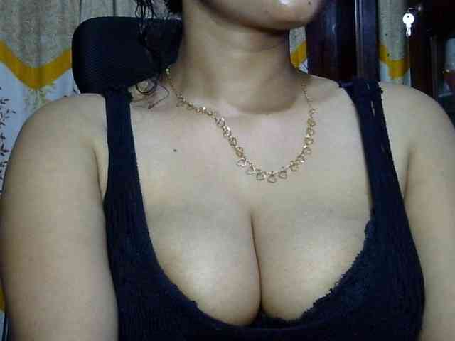 Nusrat-Mimi webcam