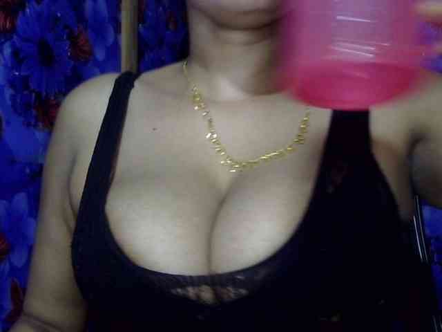 Nusrat-Mimi webcam