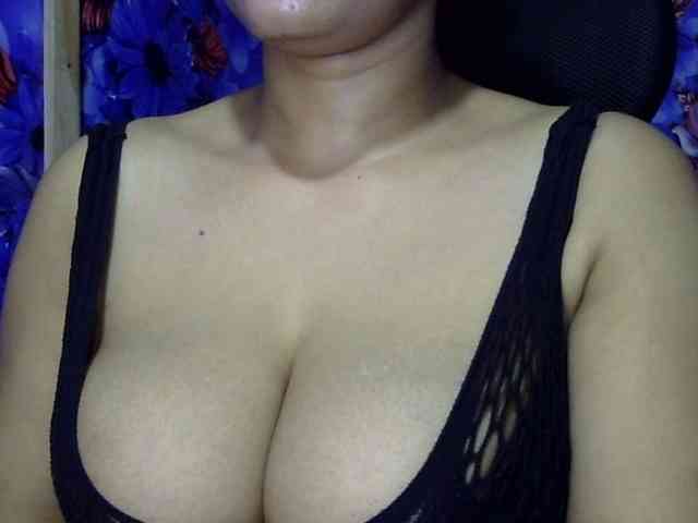 Nusrat-Mimi webcam
