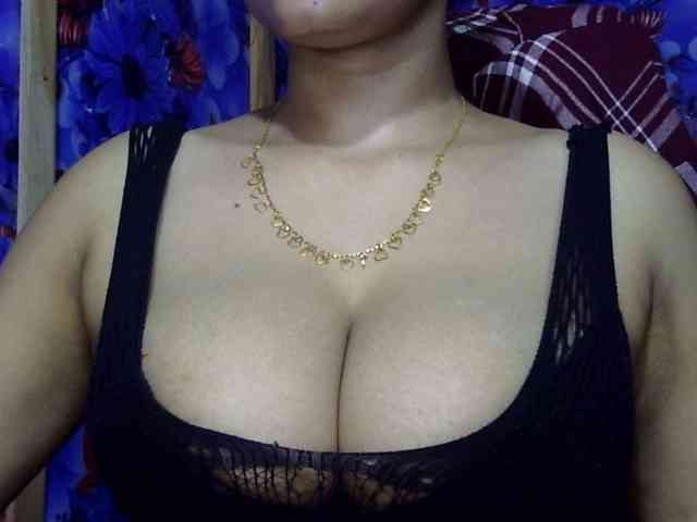 Nusrat-Mimi webcam