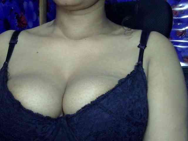 Nusrat-Mimi webcam