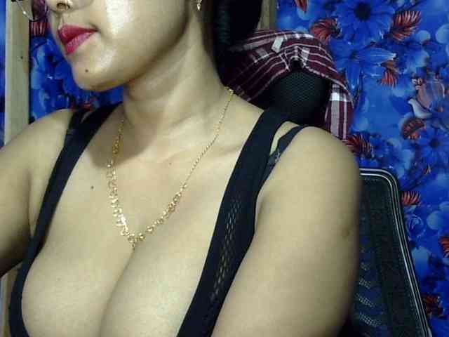 Nusrat-Mimi webcam