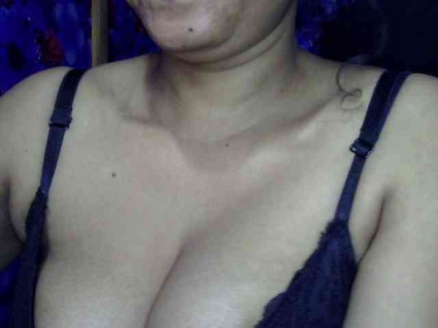 Nusrat-Mimi webcam