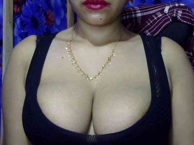 Nusrat-Mimi webcam