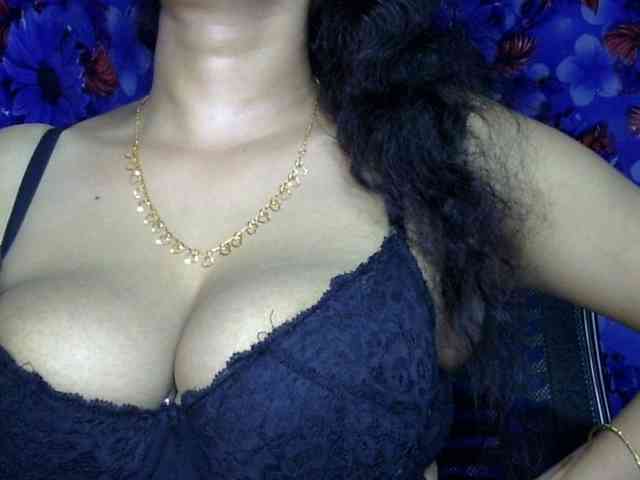 Nusrat-Mimi webcam