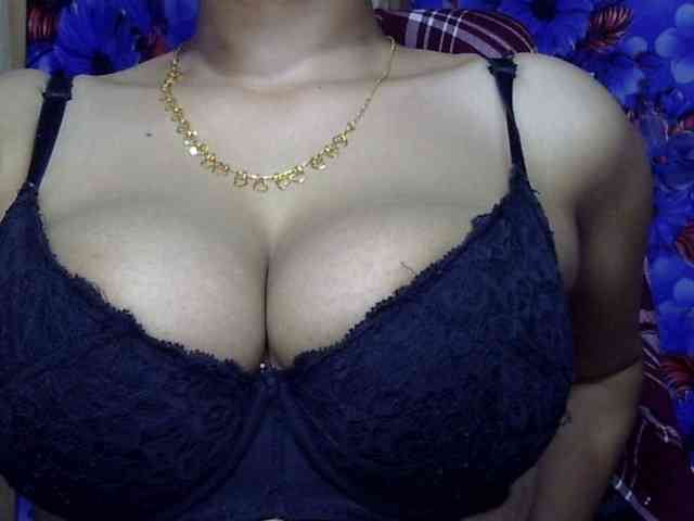 Nusrat-Mimi webcam