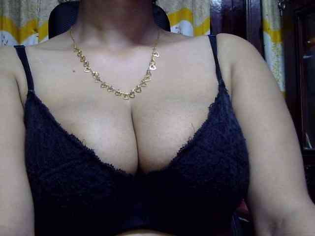 Nusrat-Mimi webcam