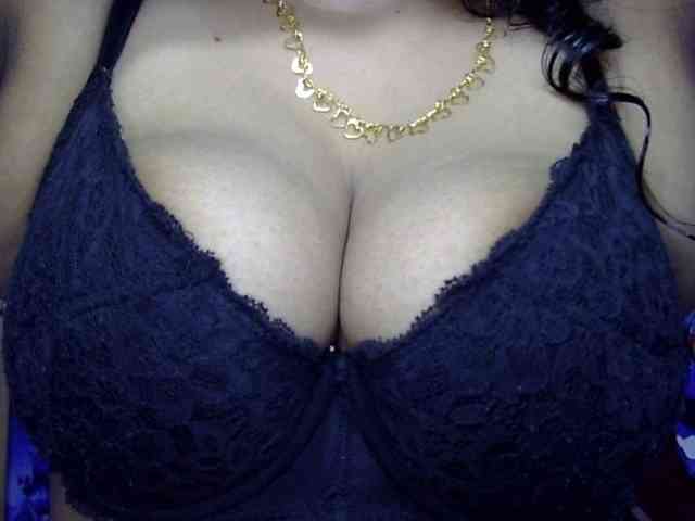 Nusrat-Mimi webcam