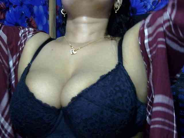 Nusrat-Mimi webcam